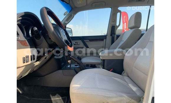 Sayi Imported Mitsubishi Pajero White Mota in Import - Dubai a Ashanti Sayi Imported Mitsubishi Pajero White Mota in Import - Dubai a Ashanti