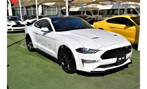 Ra Imported Ford Mustang funfun Ọkọ̀ in Import - Dubai ni Ashanti Ra Imported Ford Mustang funfun Ọkọ̀ in Import - Dubai ni Ashanti