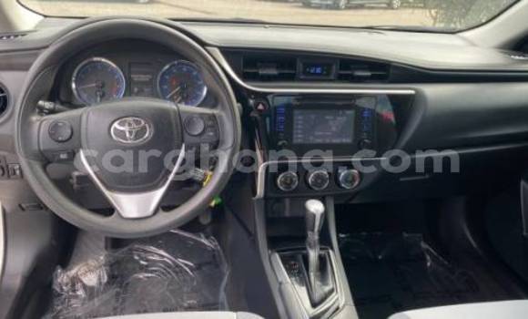Sayi Na hannu Toyota Corolla White Mota in Accra a Greater Accra Sayi Na hannu Toyota Corolla White Mota in Accra a Greater Accra