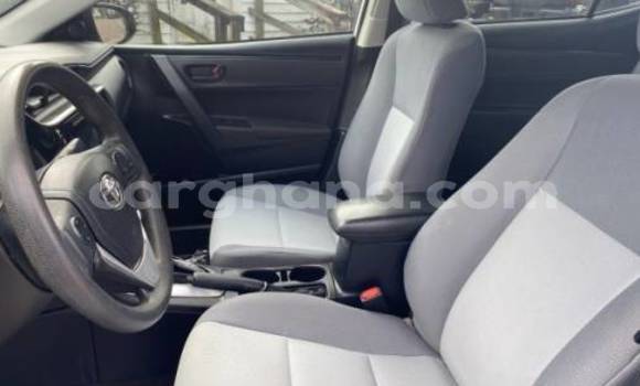 Sayi Na hannu Toyota Corolla White Mota in Accra a Greater Accra Sayi Na hannu Toyota Corolla White Mota in Accra a Greater Accra