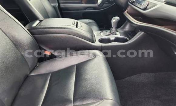 Sayi Na hannu Toyota Highlander White Mota in Accra a Greater Accra Sayi Na hannu Toyota Highlander White Mota in Accra a Greater Accra