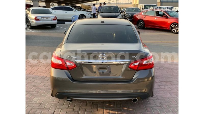 Big with watermark nissan altima ashanti import dubai 52618