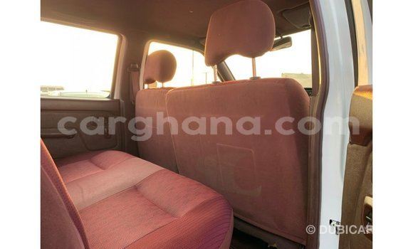 Ra Imported Nissan Pickup funfun Ọkọ̀ in Import - Dubai ni Ashanti Ra Imported Nissan Pickup funfun Ọkọ̀ in Import - Dubai ni Ashanti