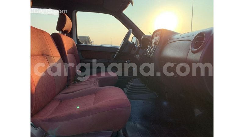 Big with watermark nissan pickup ashanti import dubai 52623