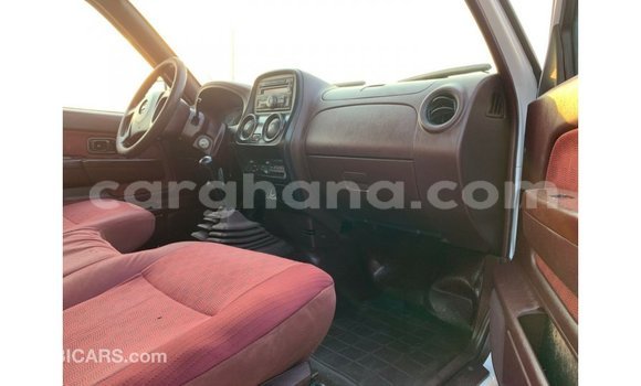 Ra Imported Nissan Pickup funfun Ọkọ̀ in Import - Dubai ni Ashanti Ra Imported Nissan Pickup funfun Ọkọ̀ in Import - Dubai ni Ashanti