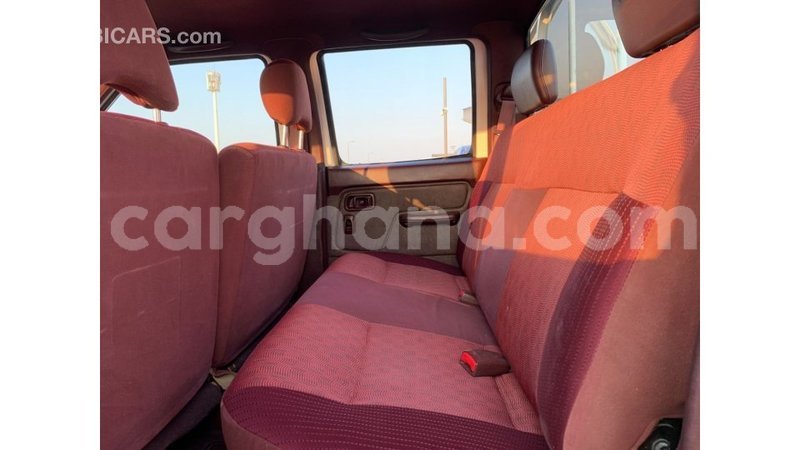 Big with watermark nissan pickup ashanti import dubai 52623