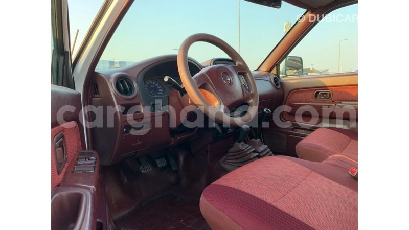 Big with watermark nissan pickup ashanti import dubai 52623