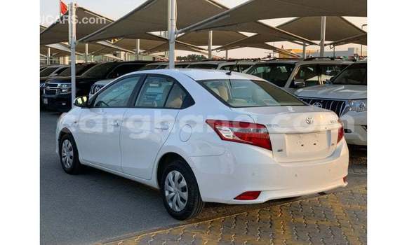 Sayi Imported Toyota Yaris White Mota in Import - Dubai a Ashanti Sayi Imported Toyota Yaris White Mota in Import - Dubai a Ashanti