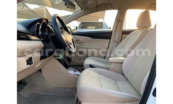 Sayi Imported Toyota Yaris White Mota in Import - Dubai a Ashanti Sayi Imported Toyota Yaris White Mota in Import - Dubai a Ashanti