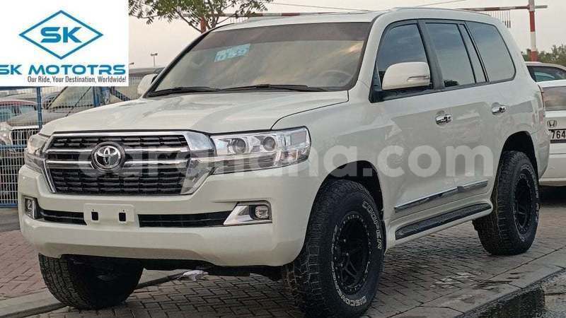 Big with watermark toyota land cruiser ashanti import dubai 52639