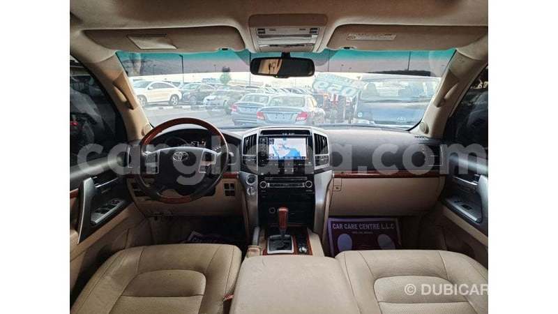 Big with watermark toyota land cruiser ashanti import dubai 52639