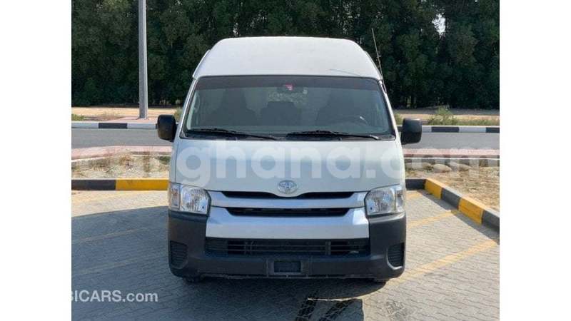 Big with watermark toyota hiace ashanti import dubai 52641