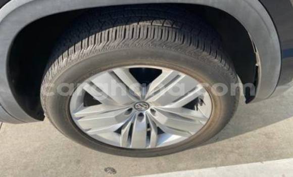 Ra Àlòkù Volkswagen Arteon Black Ọkọ̀ in Accra ni Greater Accra Ra Àlòkù Volkswagen Arteon Black Ọkọ̀ in Accra ni Greater Accra