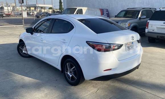 Sayi Na hannu Toyota Yaris White Mota in Accra a Greater Accra Sayi Na hannu Toyota Yaris White Mota in Accra a Greater Accra