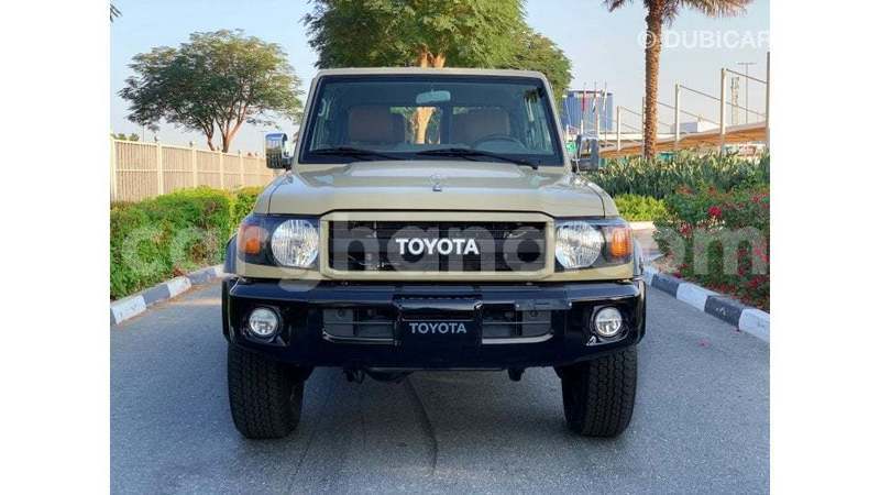 Big with watermark toyota land cruiser ashanti import dubai 52653