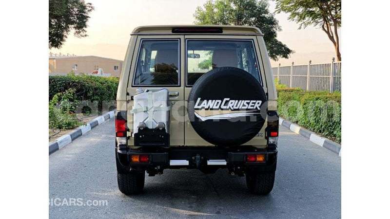 Big with watermark toyota land cruiser ashanti import dubai 52653