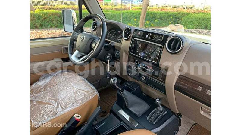 Big with watermark toyota land cruiser ashanti import dubai 52653