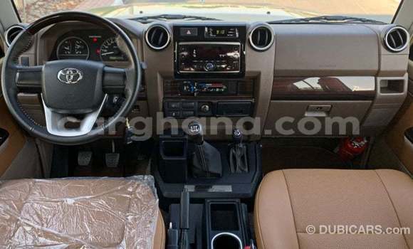Ra Imported Toyota Land Cruiser Alagara Ọkọ̀ in Import - Dubai ni Ashanti Ra Imported Toyota Land Cruiser Alagara Ọkọ̀ in Import - Dubai ni Ashanti