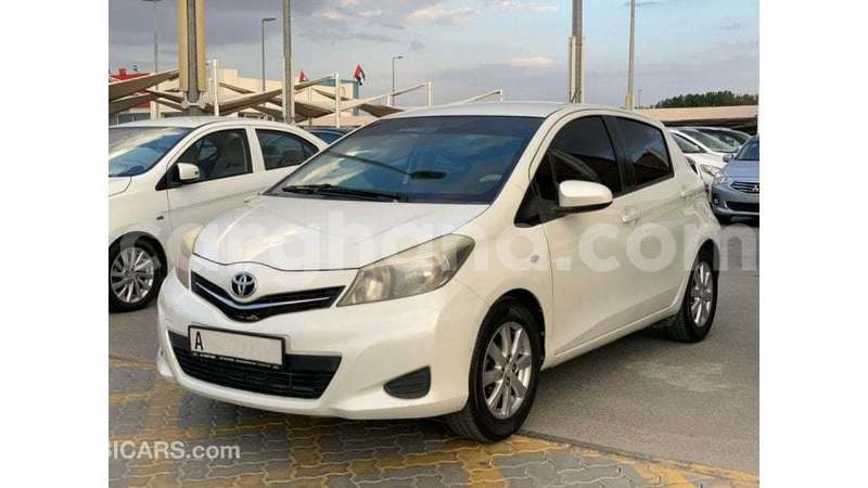 Big with watermark toyota yaris ashanti import dubai 52655