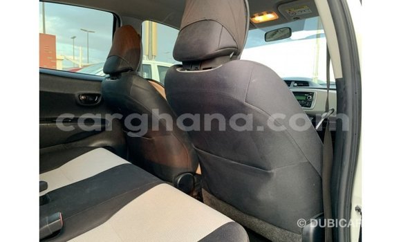 Ra Imported Toyota Yaris funfun Ọkọ̀ in Import - Dubai ni Ashanti Ra Imported Toyota Yaris funfun Ọkọ̀ in Import - Dubai ni Ashanti