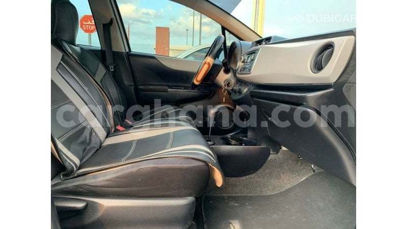 Big with watermark toyota yaris ashanti import dubai 52655