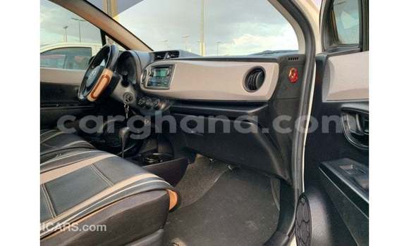Ra Imported Toyota Yaris funfun Ọkọ̀ in Import - Dubai ni Ashanti Ra Imported Toyota Yaris funfun Ọkọ̀ in Import - Dubai ni Ashanti