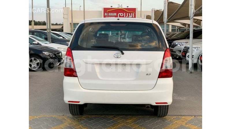 Big with watermark toyota innova ashanti import dubai 52656