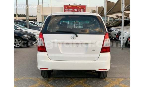 Ra Imported Toyota Innova funfun Ọkọ̀ in Import - Dubai ni Ashanti Ra Imported Toyota Innova funfun Ọkọ̀ in Import - Dubai ni Ashanti