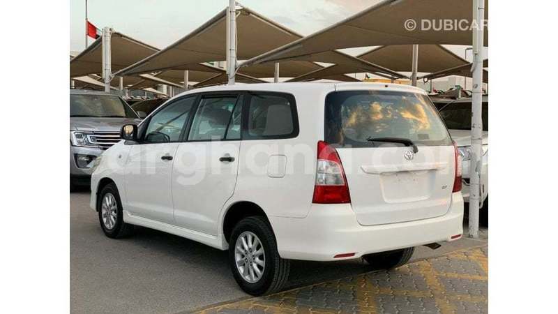 Big with watermark toyota innova ashanti import dubai 52656