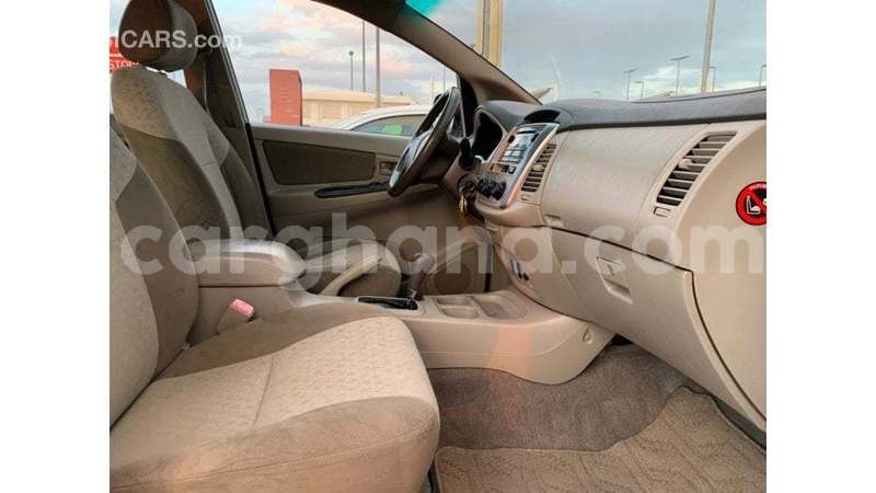 Big with watermark toyota innova ashanti import dubai 52656