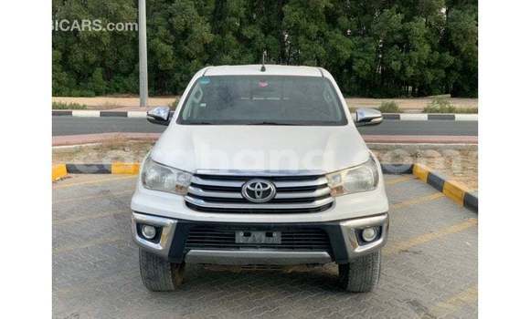 Ra Imported Toyota Hilux funfun Ọkọ̀ in Import - Dubai ni Ashanti Ra Imported Toyota Hilux funfun Ọkọ̀ in Import - Dubai ni Ashanti