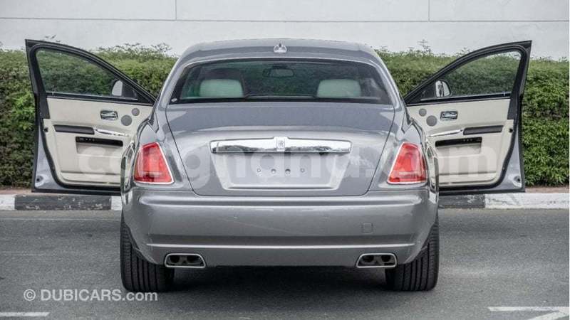 Big with watermark rolls royce ghost ashanti import dubai 52658