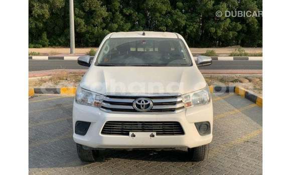 Ra Imported Toyota Hilux funfun Ọkọ̀ in Import - Dubai ni Ashanti Ra Imported Toyota Hilux funfun Ọkọ̀ in Import - Dubai ni Ashanti