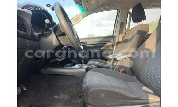 Ra Imported Toyota Hilux funfun Ọkọ̀ in Import - Dubai ni Ashanti Ra Imported Toyota Hilux funfun Ọkọ̀ in Import - Dubai ni Ashanti