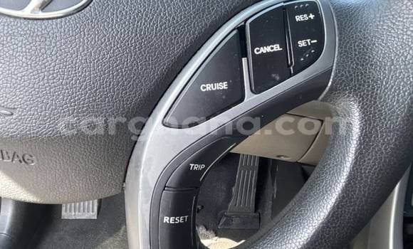 Ra Àlòkù Hyundai Elantra Silver Ọkọ̀ in Accra ni Greater Accra Ra Àlòkù Hyundai Elantra Silver Ọkọ̀ in Accra ni Greater Accra