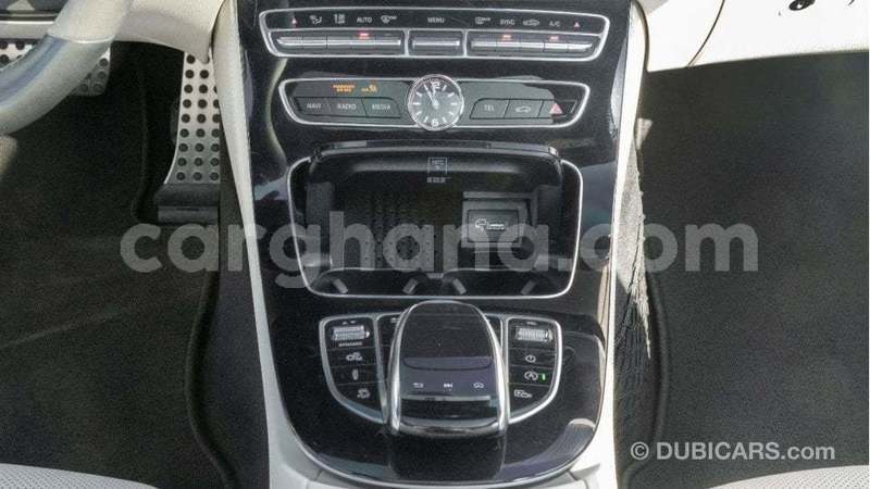 Big with watermark mercedes benz a200 ashanti import dubai 52679