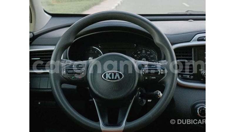 Big with watermark kia sorento ashanti import dubai 52681