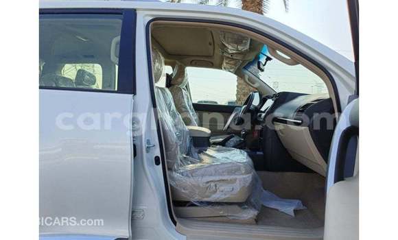 Buy Import Toyota Prado White Car in Import - Dubai in Ashanti Buy Import Toyota Prado White Car in Import - Dubai in Ashanti