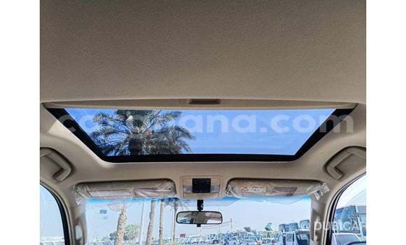 Buy Import Toyota Prado White Car in Import - Dubai in Ashanti Buy Import Toyota Prado White Car in Import - Dubai in Ashanti
