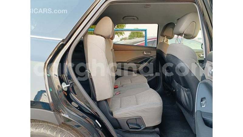 Big with watermark hyundai santa fe ashanti import dubai 52685