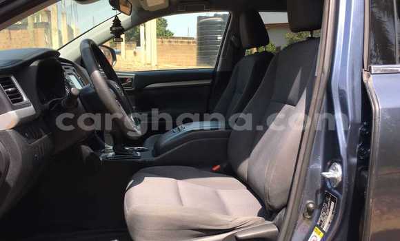 Ra Àlòkù Toyota Highlander Blue Ọkọ̀ in Accra ni Greater Accra Ra Àlòkù Toyota Highlander Blue Ọkọ̀ in Accra ni Greater Accra