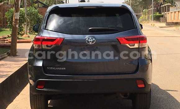 Ra Àlòkù Toyota Highlander Blue Ọkọ̀ in Accra ni Greater Accra Ra Àlòkù Toyota Highlander Blue Ọkọ̀ in Accra ni Greater Accra
