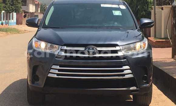 Ra Àlòkù Toyota Highlander Blue Ọkọ̀ in Accra ni Greater Accra Ra Àlòkù Toyota Highlander Blue Ọkọ̀ in Accra ni Greater Accra