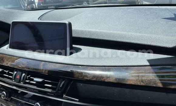 Ra Àlòkù BMW X5 Black Ọkọ̀ in Accra ni Greater Accra Ra Àlòkù BMW X5 Black Ọkọ̀ in Accra ni Greater Accra