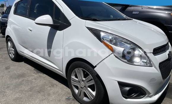 Sayi Na hannu Chevrolet Spark White Mota in Accra a Greater Accra Sayi Na hannu Chevrolet Spark White Mota in Accra a Greater Accra