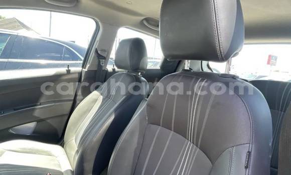 Sayi Na hannu Chevrolet Spark White Mota in Accra a Greater Accra Sayi Na hannu Chevrolet Spark White Mota in Accra a Greater Accra