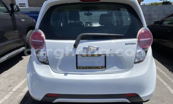 Sayi Na hannu Chevrolet Spark White Mota in Accra a Greater Accra Sayi Na hannu Chevrolet Spark White Mota in Accra a Greater Accra