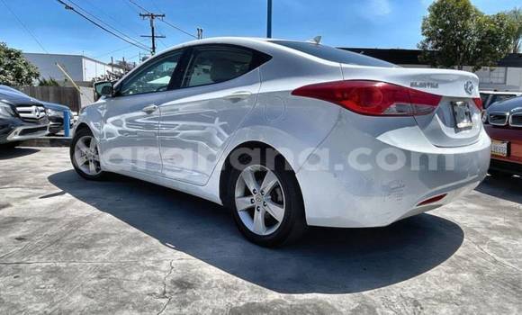 Sayi Na hannu Hyundai Elantra White Mota in Accra a Greater Accra Sayi Na hannu Hyundai Elantra White Mota in Accra a Greater Accra