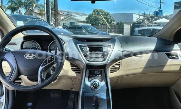 Sayi Na hannu Hyundai Elantra White Mota in Accra a Greater Accra Sayi Na hannu Hyundai Elantra White Mota in Accra a Greater Accra