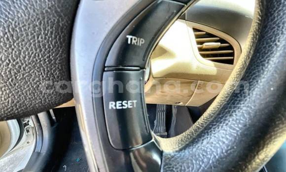 Sayi Na hannu Hyundai Elantra White Mota in Accra a Greater Accra Sayi Na hannu Hyundai Elantra White Mota in Accra a Greater Accra